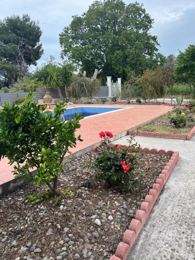 Villa Ouranos In Pefkias Città di Skopelos Esterno foto