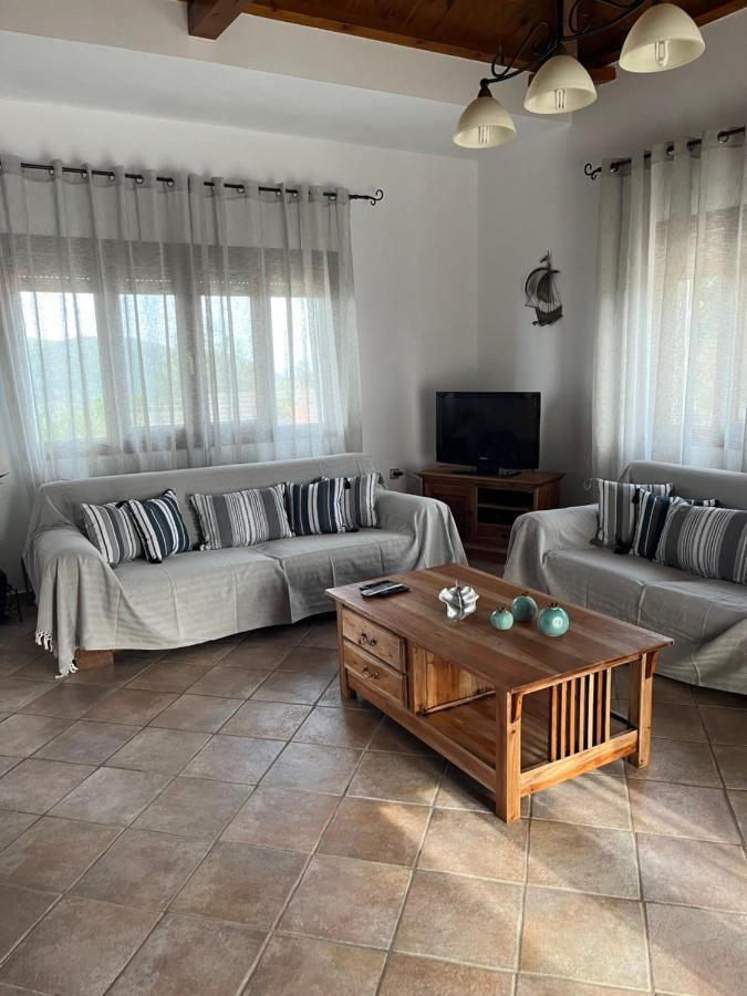 Villa Ouranos In Pefkias Città di Skopelos Esterno foto